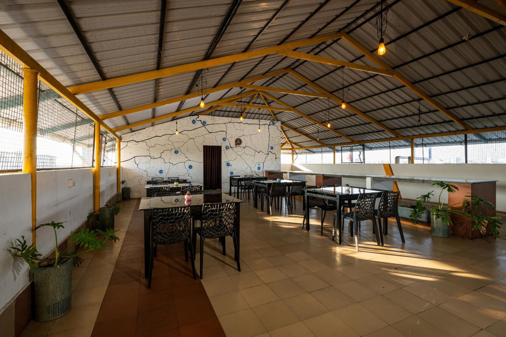 Cj Grande By Jesway Hotels & Resorts Kochi Buitenkant foto
