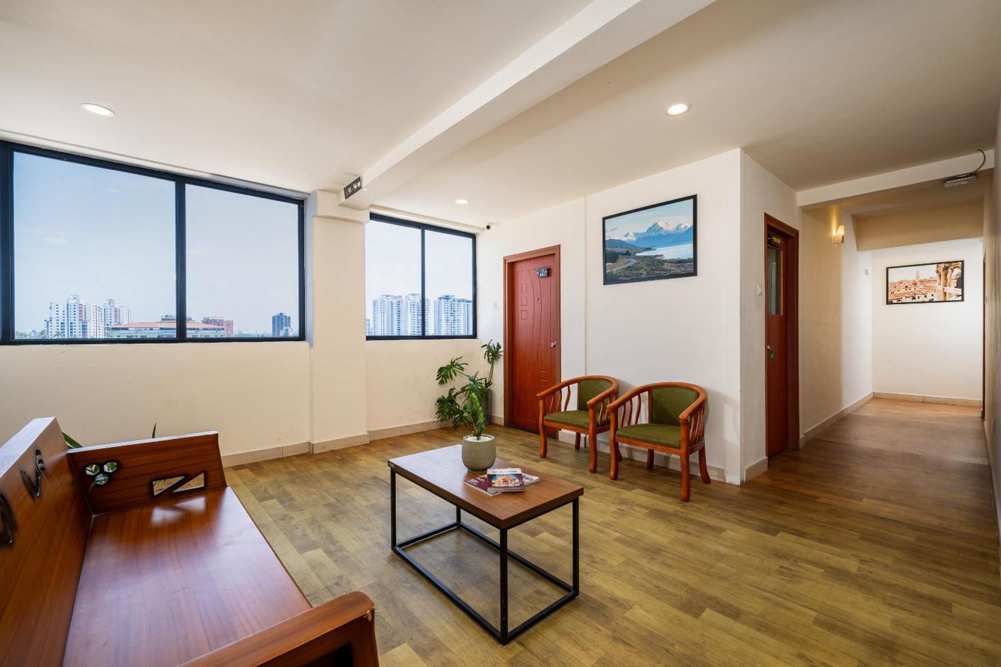 Cj Grande By Jesway Hotels & Resorts Kochi Buitenkant foto