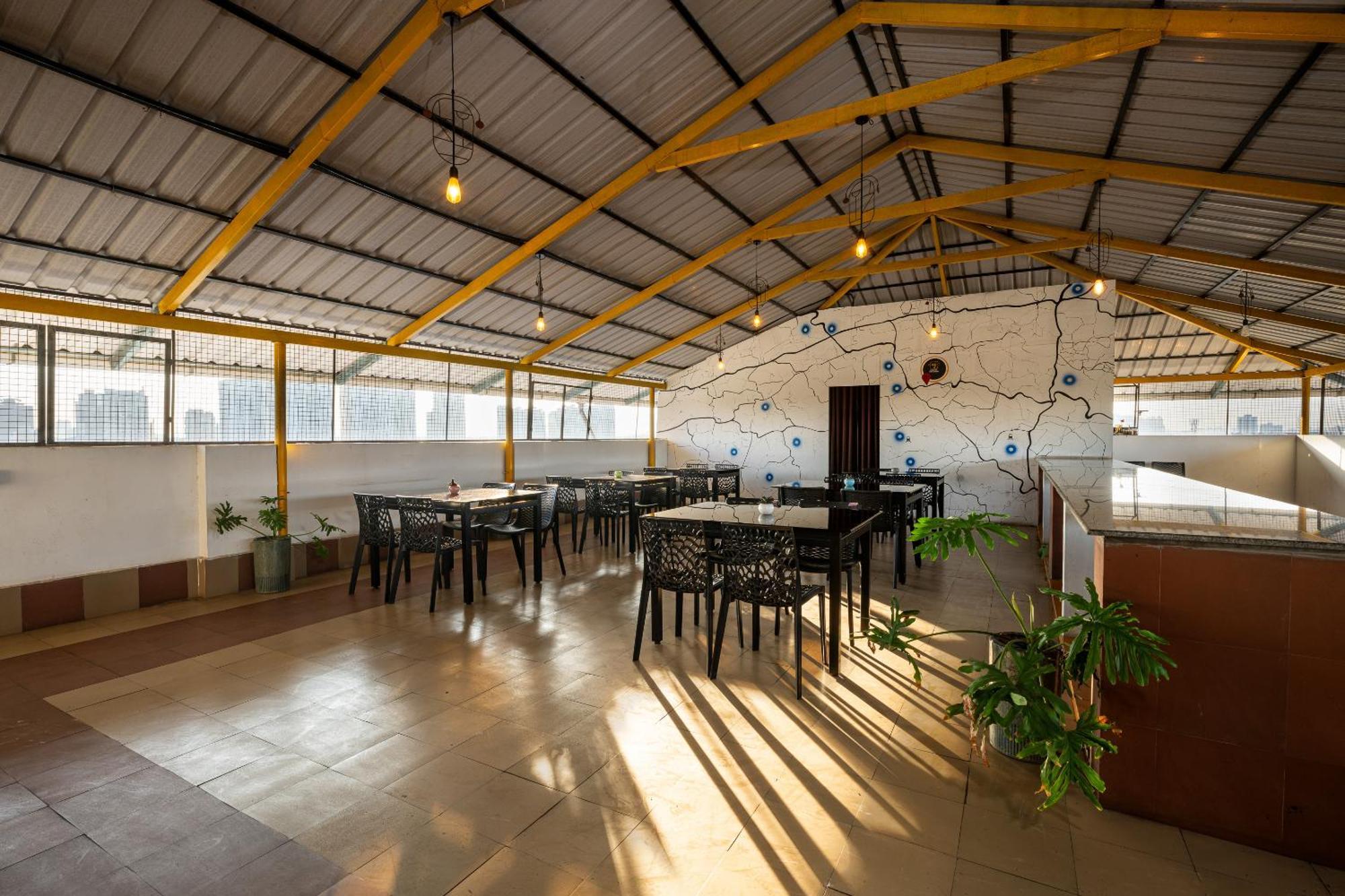 Cj Grande By Jesway Hotels & Resorts Kochi Buitenkant foto